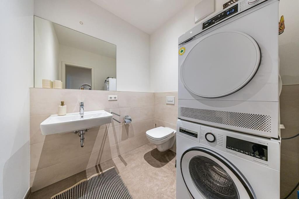 Stylisches Zentrales City-Apartment Mit 2 Balkonen Lipsko Exteriér fotografie
