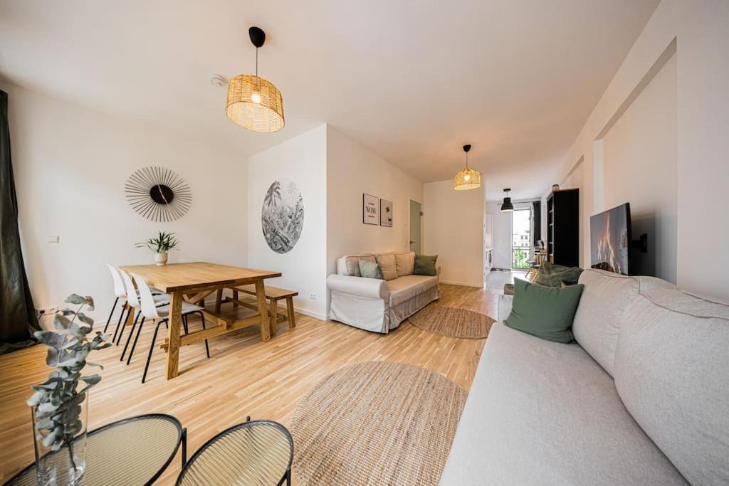 Stylisches Zentrales City-Apartment Mit 2 Balkonen Lipsko Exteriér fotografie