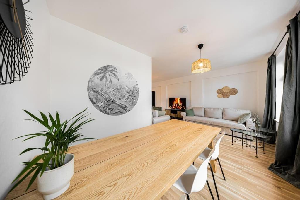 Stylisches Zentrales City-Apartment Mit 2 Balkonen Lipsko Exteriér fotografie