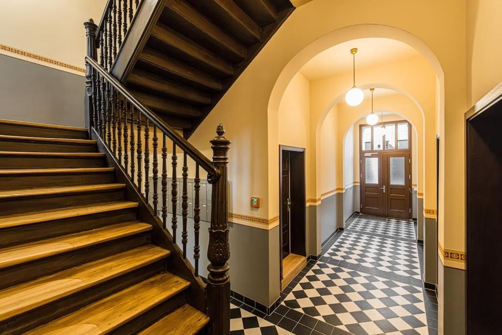 Stylisches Zentrales City-Apartment Mit 2 Balkonen Lipsko Exteriér fotografie